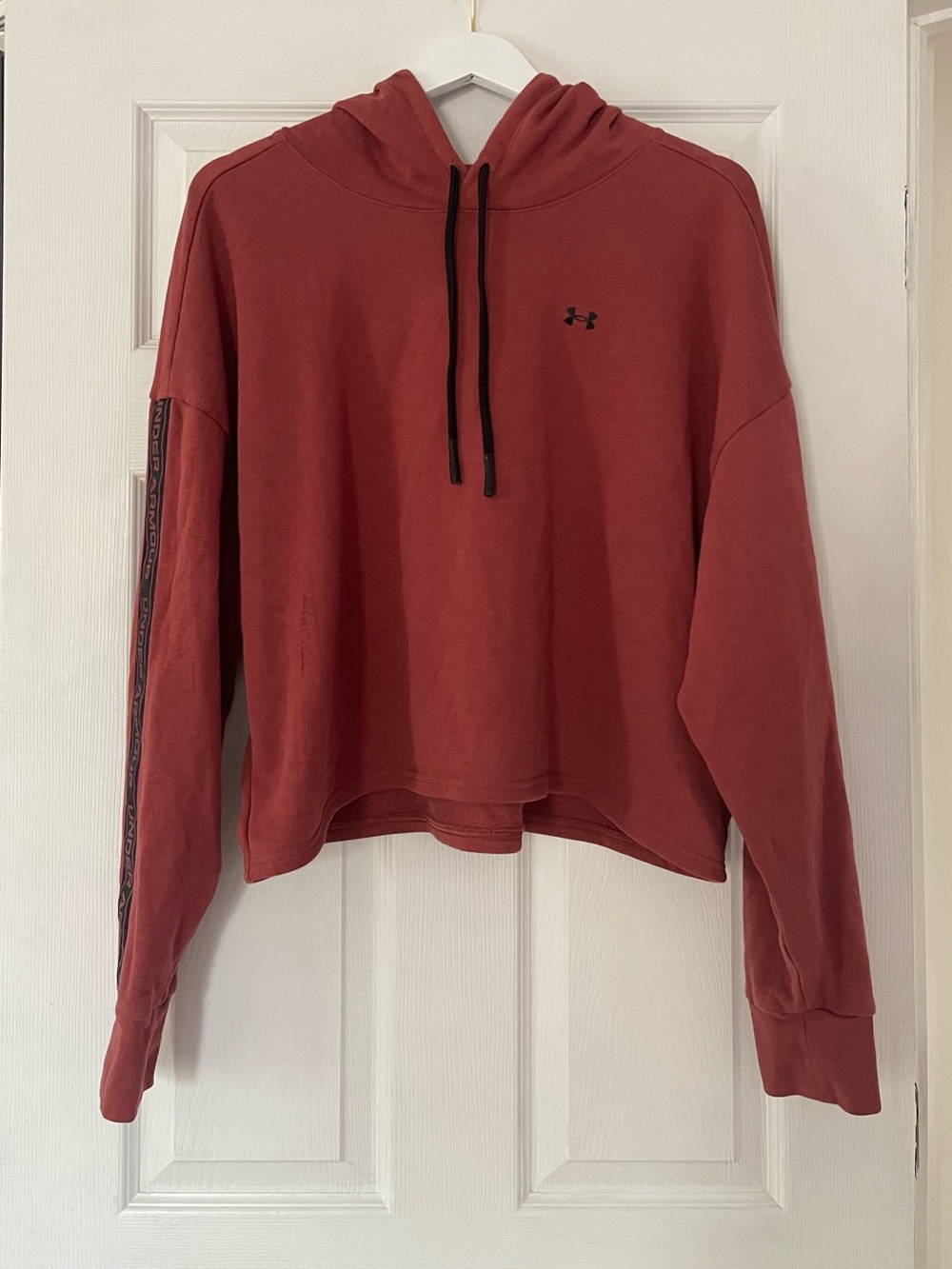 Under Armour Rust Red Cropped Hoodie with Black Drawstrings